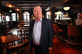 erome escola nua masturbando