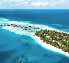 Continents are also surrounded by water, but because they are so big, they are not considered islands. Conrad Maldives Rangali Island Luxury Resort Spa