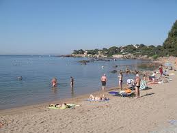 Plage La Peguiere Toutes Les Plages Sont Publiques Et Gratuites Https Www Rosaland Com 1 Decouverte Littoral Saint Raphael Plage Decouverte