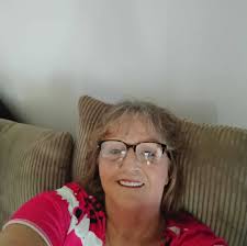 What are fun places to visit in Wisconsin for an overnight getaway with  girlfriends?