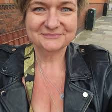 Hi, I host the Berkshire Heroes podcast where I talk to people doing  interesting and important things locally. I'm keen to interview more people  who work in health and wellbeing in the