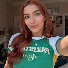 Jodie 🐝 (@jodiebee__)