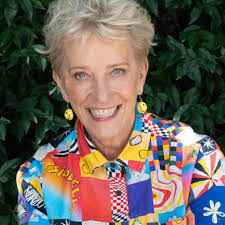 Helen Ireland's Instagram, Twitter & Facebook