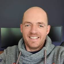 Vanessa Lloyd (@SomerSeaWatcher)