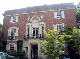 That house was rumored to have. Amazon Founder Jeff Bezos Spends 23million To Buy Biggest House In Washington Daily Mail Online