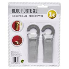 Ce bas de porte dispose de 3 pattes (5 cm de haut) pour fixer votre boudin de porte. Bas De Porte Pas Cher Gifi