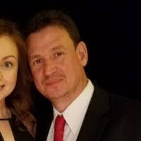 Isamar Bedoya's Instagram, Twitter & Facebook