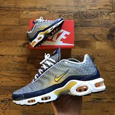 Black And Yellow Air Max Plus 97 Nike Air Max Plus Og Grid Quads Steel Spun Yellow 2019 Chaussure Nike Homme Nike Air Max Plus Chaussure Basket Nike