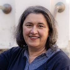 Joanna Read's Instagram, Twitter & Facebook