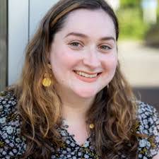 Hallie Marks's Instagram, Twitter & Facebook