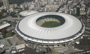 Maracana) најголем фудбалски стадион на светот, со капацитет од 197.000 гледачи изграден е во рио де жанеиро во 1950 година … Prefeitura Do Rio Autoriza Volta De Torcida Ao Maracana Em 4 De Outubro Cartacapital