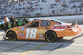 The most successful nascar drivers have amassed large fortunes due to winning big cash prizes or having endorsement deals with major companies. Buschwhacker Wikipedia