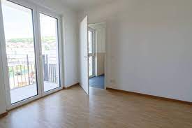 Finde 18 angebote für wohnungen zur miete in bensheim zu bestpreisen, die günstigsten immobilien zu miete ab € 300. 3 Zimmer Wohnung Zu Vermieten Hemsbergstrasse 1 64625 Bensheim Bergstrasse Kreis Mapio Net
