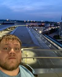 Eric Moffitt (@emoffitt12) • Instagram photos and videos