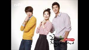 Flower boy ramyun shop isimli romantik komedi yakışıklı ve özgün güzel erkekler ile, bir ramen mağazası işleten hayat dolu üniversiteli bir kız ve günlük yaşam olayların deneyimiyle ilgilidir. Flower Boy Ramyun Shop Full Opening Song Youtube