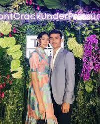 Tambah pulak dengan kehadiran 'bekas kakak ipar' ain (oops), iaitu tak lain tak bukan, pelakon dan model terkenal, elfira loy!!! Ahmad Ezzrin Loy On Twitter It Was Great To Be Spending The Evening With Tagheuer We Enjoyed Every Bit Of The Event Big Thanks Tagheuer Dontcrackunderpressure Https T Co Qgjsw3ziuh