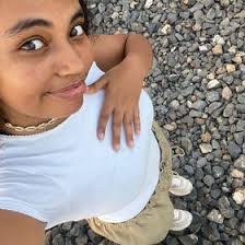 Aziza Mohamed's Instagram, Twitter & Facebook