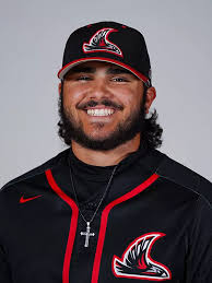 Wade Duncan's Instagram, Twitter & Facebook