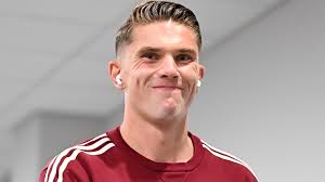 Man City stars 'talking to agents' as worrying rumours circulate amid 115  charges hearing