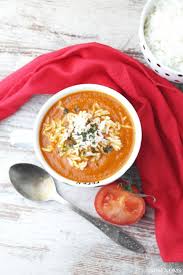 Hamburgs Designer Kaselotti Tomatensuppe Mit Reis A La Mama Nom Noms Food Rezept Tomatensuppe Mit Reis Lebensmittel Essen Tomatensuppe