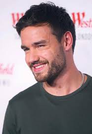 Many people said I got a charming smile, is that true 😊