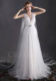 Maybe you would like to learn more about one of these? A Linie V Ausschnitt Ruckenfreies Brautkleid Schlicht Tull Mit Blumen Strass Gurtel