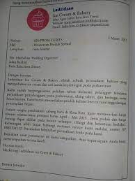 Kirimkan contoh kue beserta surat penawaran ke instansi atau toko kue di mall besar. 10 Contoh Surat Penawaran Produk Makanan Serta Tips Membuatnya
