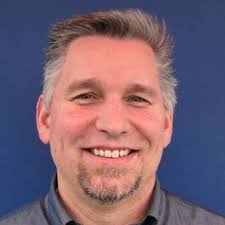 Former 'Internet-in-a-Box' pioneers raise cash for new Seattle startup  Switch