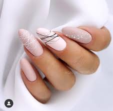 Pin Na Manicure
