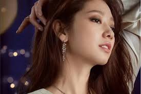 Ini Dia Profil Park Shin Hye Yang Akan Segera Menikah Dengan Choi Tae Joon 