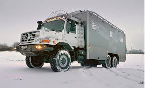 Mercedes Benz Zetros 6x6 Provides Luxury Zombie Protection In 2020 Mercedes 6x6 Mercedes Benz Truck Living