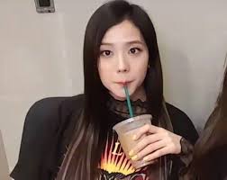 On Twitter Blackpink Memes Meme Faces Blackpink Funny
