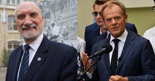 Donald franciszek tusk (gdańsk, 22 april 1957) is een liberaal pools politicus en een van de oprichters van de poolse politieke partij platforma obywatelska (burgerplatform), waarvan hij van 2003 tot 2014 ook voorzitter was. Donald Tusk Returned To Polish Politics Comments From Antoni Macierewicz