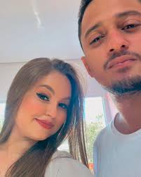 Em você encontrei meu porto seguro, e o amor mais lindo da minha vida,  obrigado por tanto. ❤️❤️