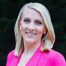 Stephanie Zellner's Instagram, Twitter & Facebook