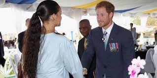 Verlieten prins harry en meghan de royal titanic net voordat het schip op de ijsberg liep? Zien Prins Harry Ontmoet Rihanna