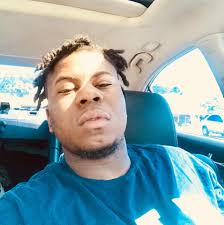 What are the requirements for running a 3k watt amplifier in a car?