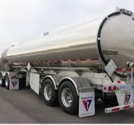 How much gas does a tanker truck hold? - Transcourt