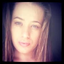 Sara Perales (@saraperales47)