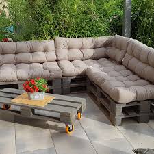 Diy Europaletten Sitzecke In 2020 Europalette Sitzecke Europalette Mobel Garten Sitzecke