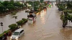 Dapatkan info lowongan baru untuk pencarian ini. Banjir Semarang Akibatkan Jalan Pantura Demak Macet Parah Di Sayung Tribun Jateng