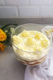 Line the base of serving dish with a layer of biscuits. The Best 13 Tennis Biscuit Trifle Dessert Recipes