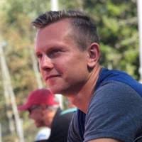 100+ perfiles de «Hallquist»