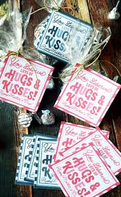 Best valentine gift ideas in 2021 which will be a big hit amongst your significant other. Eb3303np Valentines Day Favors Kids Adults Valentine Favor Pens Valentine Favors Valentine Gifts For Friends Valentines Day Gift Ideas Tools Craft Supplies Tools