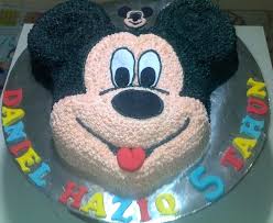 Butter Icing Birthday Cake For Little Boy Anis Magic Fingers Buttercream Mickey Mouse Cake Mickey Mouse Cake Mickey Mouse Birthday Cake Mouse Cake