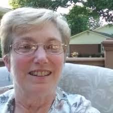 Daphne Mcmullen's Instagram, Twitter & Facebook