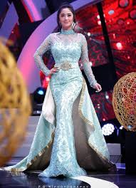 Cewek cantik indo, foto cewek, model indone 10 Gaya Dewi Persik Dengan Gaun Mermaid Ini Cantik Dan Seksi Banget Ceriwis