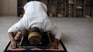 Kebutuhan mereka, dan hendaklah berkata kepada sekalian manusia dengan tutur kata yang terbaik disertai dengan melaksanakan sholat, membayar zakat. 15 Kata Kata Pentingnya Menjaga Sholat 5 Waktu 2021 Poskata