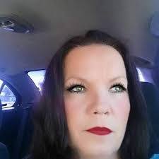 Keri Guthrie's Instagram, Twitter & Facebook