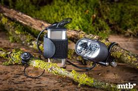 The carefully balanced combination of 99 separately calculated mirrors with the led matrix was achieved in a highly complex development project. Supernova M99 Mini Pro B54 Best Of 2020 World Of Mtb Magazin